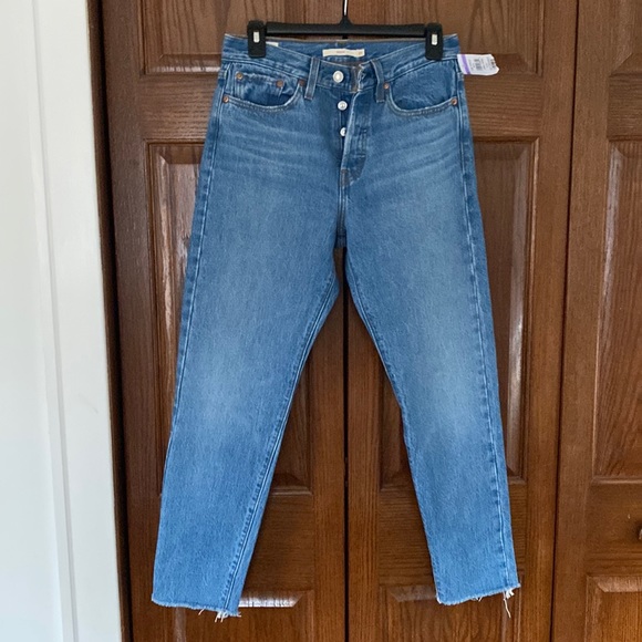 Levi’s Straight “The Wedgie” Jeans - Picture 1 of 7